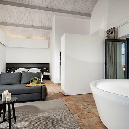 Ramo D'aria Etna Boutique Hotel 4*