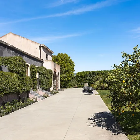 Ramo D'aria Etna Boutique Hotel 4*