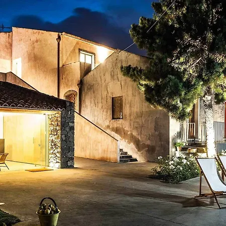 Ramo D'aria Etna Boutique Hotel 4*