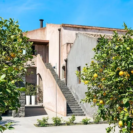 Ramo D'aria Etna Boutique Hotel 4*