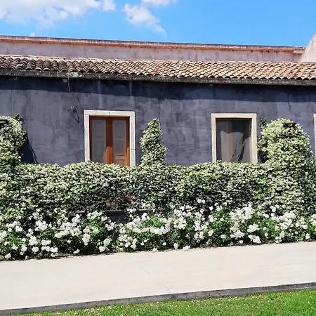 Ramo D'Aria Etna Boutique Hotel Hotel 4*