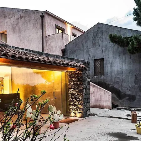 Ramo D'Aria Etna Boutique Hotel 4*