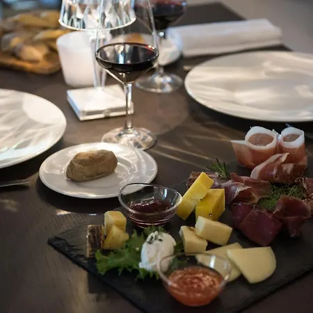 Ramo D'Aria Etna Boutique Hotel 4*